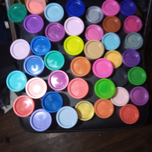 Purple and Red Modeling Compound Set - Picture 2 of 7